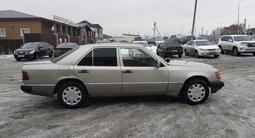 Mercedes-Benz E 230 1991 года за 1 250 000 тг. в Караганда – фото 5