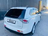 Mitsubishi Outlander 2013 года за 7 500 000 тг. в Шымкент – фото 2