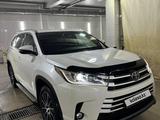 Toyota Highlander 2017 годаfor17 000 000 тг. в Астана – фото 3