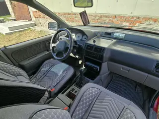 Mitsubishi Space Runner, 1992