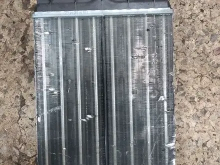 Радиатора печки Мерседес С 200 за 15 000 тг. в Караганда – фото 2