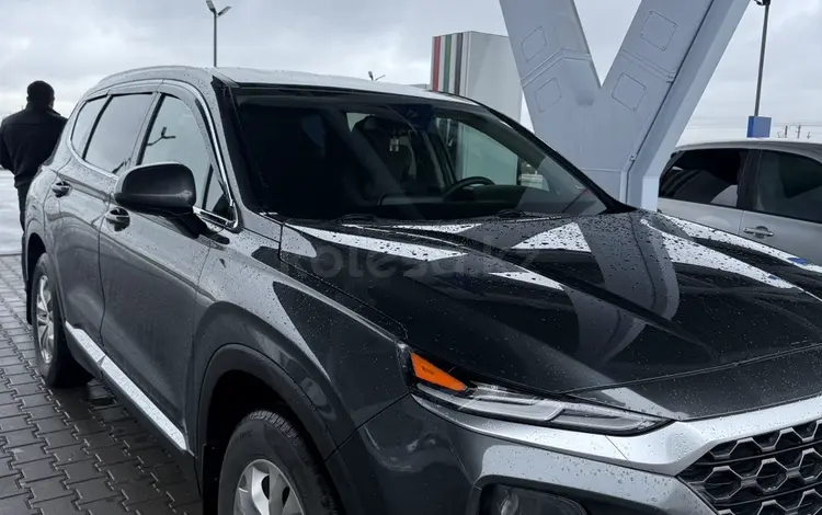 Hyundai Santa Fe 2019 года за 12 800 000 тг. в Алматы