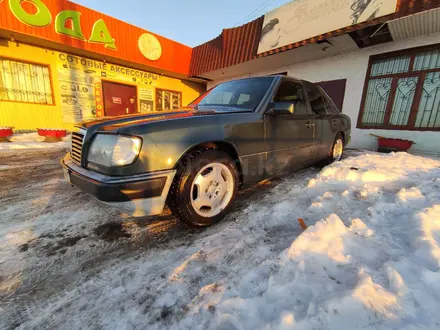 Mercedes-Benz E 230 1992 года за 1 200 000 тг. в Шымкент