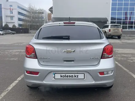 Chevrolet Cruze 2014 года за 5 500 000 тг. в Актобе – фото 4