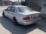 Mercedes-Benz E 240 1999 годаүшін3 800 000 тг. в Шымкент – фото 2