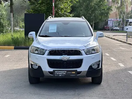 Chevrolet Captiva 2013 года за 4 700 000 тг. в Усть-Каменогорск – фото 2