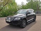 Volkswagen Touareg 2006 годаfor6 200 000 тг. в Астана