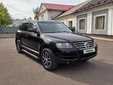 Volkswagen Touareg 2006 годаfor6 200 000 тг. в Астана – фото 4