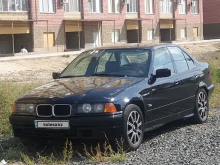 BMW 318 1994 года за 1 700 000 тг. в Атырау