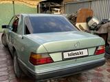 Mercedes-Benz E 280 1992 года за 1 580 000 тг. в Алматы – фото 4