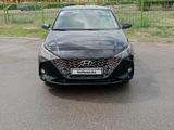 Hyundai Accent 2022 года за 5 800 000 тг. в Кызылорда – фото 2