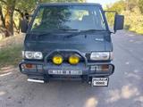 Mitsubishi Delica 1993 годаүшін1 100 000 тг. в Тараз