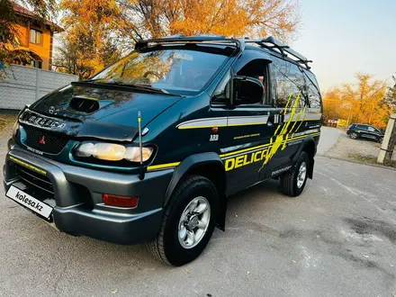 Mitsubishi Delica 1998 года за 4 200 000 тг. в Алматы