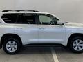 Toyota Land Cruiser Prado 2022 года за 23 550 000 тг. в Костанай – фото 17