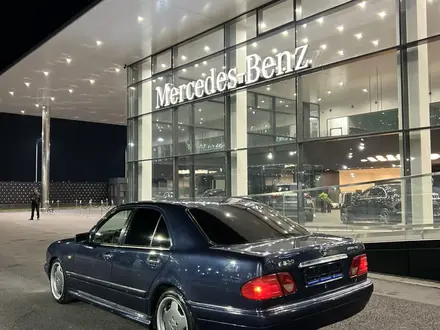 Mercedes-Benz E 320 1997 годаүшін3 400 000 тг. в Алматы – фото 5