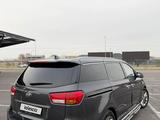 Kia Carnival 2015 года за 11 500 000 тг. в Шымкент – фото 5