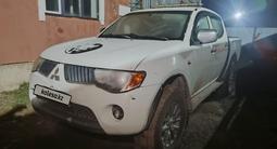 Mitsubishi L200 2008 годаүшін3 300 000 тг. в Астана