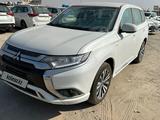 Mitsubishi Outlander 2022 года за 12 090 120 тг. в Караганда – фото 2