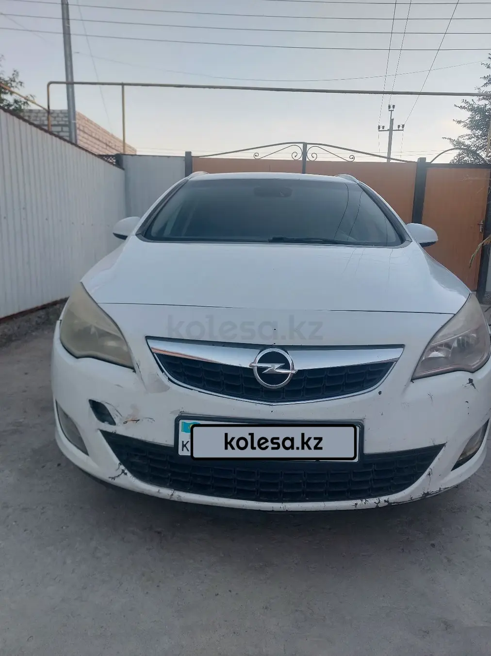 Opel Astra, 2012