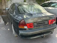Mitsubishi Carisma, 1998