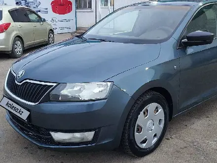 Skoda Rapid 2014 года за 3 500 000 тг. в Атырау – фото 6