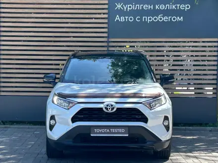 Toyota RAV4 2020 года за 14 990 000 тг. в Алматы – фото 2