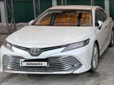 Toyota Camry 2019 годаүшін15 500 000 тг. в Алматы – фото 2