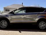 Ford Kuga 2014 года за 7 300 000 тг. в Астана – фото 2