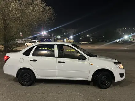 ВАЗ (Lada) Granta 2190 2013 года за 2 350 000 тг. в Семей – фото 2