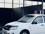 ВАЗ (Lada) Granta 2190 2013 годаүшін2 200 000 тг. в Семей