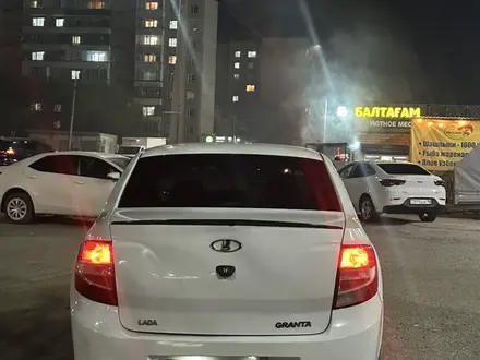 ВАЗ (Lada) Granta 2190 2013 года за 2 350 000 тг. в Семей – фото 4