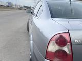 Volkswagen Passat 2001 годаfor2 300 000 тг. в Актобе – фото 2