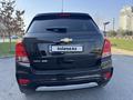 Chevrolet Tracker 2018 года за 6 900 000 тг. в Шымкент – фото 2