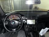 BMW 523 1999 года за 2 700 000 тг. в Шымкент – фото 2