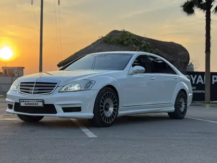 Mercedes-Benz S 550 2007 года за 7 500 000 тг. в Алматы – фото 10