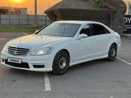 Mercedes-Benz S 550 2007 года за 7 500 000 тг. в Алматы – фото 13