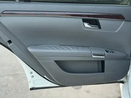 Mercedes-Benz S 550 2007 года за 7 500 000 тг. в Алматы – фото 44
