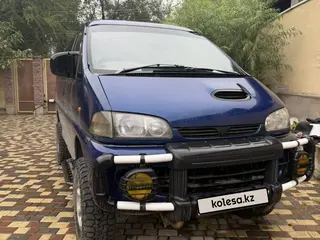 Mitsubishi Delica