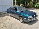 Volkswagen Vento 1994 года за 1 600 000 тг. в Шымкент – фото 4