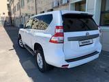 Toyota Land Cruiser Prado 2015 года за 18 200 000 тг. в Астана – фото 2