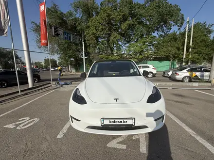 Tesla Model Y 2023 года за 14 000 000 тг. в Алматы
