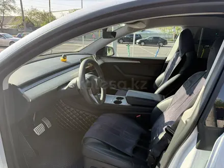 Tesla Model Y 2023 года за 14 000 000 тг. в Алматы – фото 7