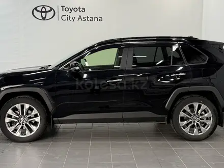 Toyota RAV4 Luxe 2023 года за 16 900 000 тг. в Астана – фото 3
