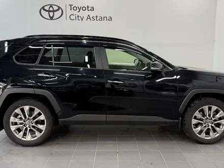 Toyota RAV4 Luxe 2023 года за 16 900 000 тг. в Астана – фото 19