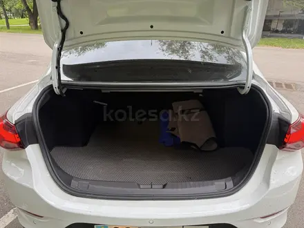 Chevrolet Onix 2025 года за 6 200 000 тг. в Алматы – фото 8