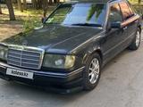 Mercedes-Benz E 200 1989 года за 1 600 000 тг. в Павлодар – фото 5