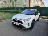 Toyota RAV4 2020 годаүшін14 600 000 тг. в Кокшетау – фото 3