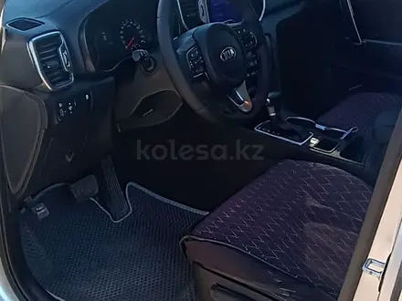 Kia Sportage 2018 года за 11 000 000 тг. в Уральск – фото 11