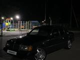 Mercedes-Benz E 320 1992 года за 2 600 000 тг. в Алматы – фото 2