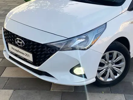 Hyundai Accent 2021 года за 6 350 000 тг. в Алматы – фото 20